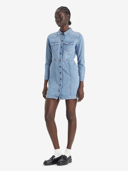 Levi's Sukienka dżinsowa w kolorze błękitnym rozmiar: M. Niebieskie sukienki damskie Levi's, m, bez wzorów, z bawełny, bez kołnierzyka, bez ramiączek, mini. Za 166.10 zł.