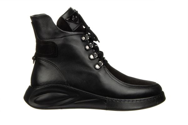 Botki Bayla-161 194 402 01 60 Black Black Nubuck 161646, Czarny, Skóra naturalna - 36. Czarne botki damskie Bayla, na zimę, z gumy, eleganckie, bez obcasa, bez zapięcia. W wyprzedaży za 242.10 zł.