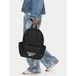 Plecak Reebok. Czarne plecaki damskie Reebok, bez wzorów, sportowe. Za 69.99 zł.