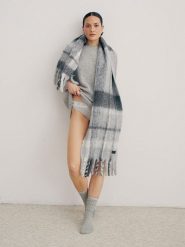 BIG STAR Szal w kolorze szarym - 170 x 43 cm rozmiar: onesize. Szare szaliki i kominy damskie Big Star, bez wzorów, z materiału. Za 89.99 zł.