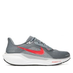 Buty do biegania Nike. Szare obuwie do biegania damskie Nike. Za 539.99 zł.