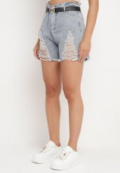 Jasnoniebieskie Jeansowe Szorty z Bawełny z Wysokim Stanem Ozdobione Przetarciami i Paskiem Vikilaena. Niebieskie szorty damskie Born2be, bez wzorów, z bawełny, eleganckie, z podwyższonym stanem. Za 69.99 zł.