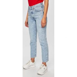 Levi's - Jeansy 501. Niebieskie jeansy damskie Levi's, z podwyższonym stanem. Za 429.90 zł.