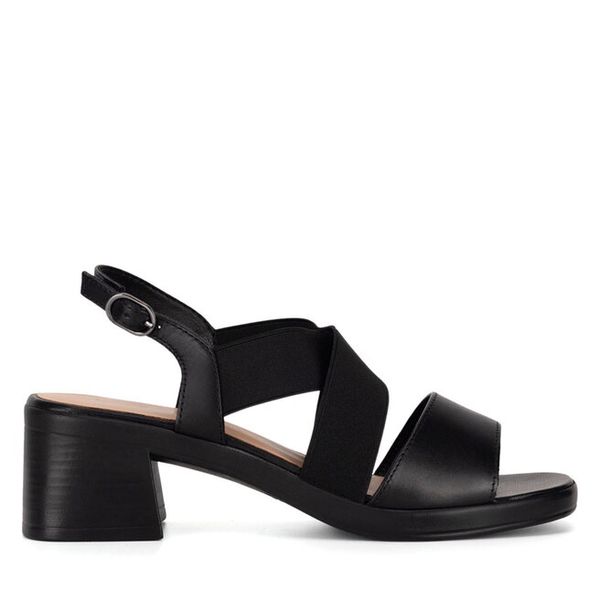 Sandały Lasocki. Czarne sandały damskie Lasocki, bez wzorów, bez obcasa, na słupku. Za 169.99 zł.