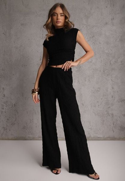 Czarny Komplet Spodnie Wide Leg i Top ze Stójką i Drapowaniem w Talii Meridone. Czarne spodnie materiałowe damskie Renee, bez wzorów, eleganckie. Za 119.99 zł.