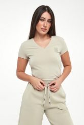 T-shirt damski z logo ARMANI EXCHANGE. T-shirty damskie Armani Exchange, s, bez wzorów, bez kołnierzyka. Za 239.00 zł.