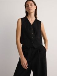 Garniturowa kamizelka z lnem - czarny. Czarne kamizelki damskie Reserved, z wiskozy. W wyprzedaży za 89.99 zł.