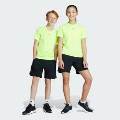 AEROREADY 3-Stripes Woven Shorts. Czarne szorty męskie Adidas, z materiału, na jogę i pilates. Za 169.00 zł.