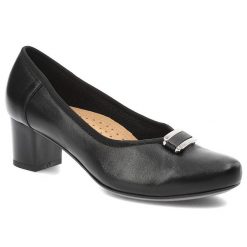 Czarne Półbuty Armodo Damskie Eleganckie Buty. Czarne półbuty damskie Armodo, bez wzorów, ze skóry, eleganckie, bez obcasa. Za 319.00 zł.