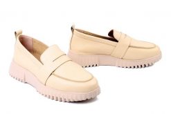 WONDERS A-4410 vanila, półbuty damskie. Brązowe półbuty damskie Wonders, bez wzorów, bez obcasa. Za 599.90 zł.