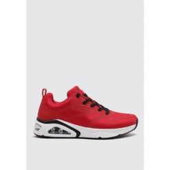 Tenisówki Skechers Model Tres-air Uno Kolor Czerwony. Czerwone trampki i tenisówki męskie Skechers, bez wzorów, z gumy, bez zapięcia. Za 353.00 zł.
