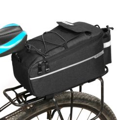 Torba rowerowa Hurtel termiczna na bagażnik z paskiem na ramię. Czarne torby męskie na ramię Hurtel, bez wzorów, na ramię. W wyprzedaży za 49.00 zł.