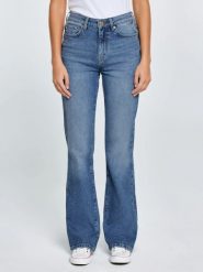 Jeansy damskie bootcut niebieskie Chiara 333. Niebieskie jeansy damskie Big Star, z podwyższonym stanem. Za 329.99 zł.