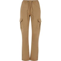 Damskie spodnie cargo z wysokim stanem Urban Classics Twill. Brązowe spodnie materiałowe damskie Urban Classics, bez wzorów, z bawełny, eleganckie, z podwyższonym stanem. Za 246.20 zł.