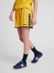 Szorty damskie Hummel hmlautentyczne Poly. Brązowe szorty damskie HUMMEL, z aplikacjami, z poliamidu, sportowe. Za 150.00 zł.