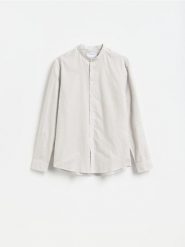 Koszula slim z bawełny merceryzowanej - oliwkowy. Zielone koszule męskie Reserved, l, bez wzorów, z bawełny, bez kołnierzyka, bez ramiączek. Za 129.99 zł.