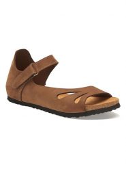 Comfortfusse Skórzane sandały w kolorze jasnobrązowym rozmiar: 37. Brązowe sandały damskie Comfortfusse, bez wzorów, ze skóry, bez obcasa. Za 250.35 zł.