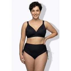 Damska Góra od bikini bez miękkich miseczek na podszewce z recyklingu. Czarne bikini damskie Ulla Popken, bez wzorów, plus size. W wyprzedaży za 111.99 zł.