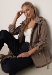 Ciemnobeżowa Kurtka w Stylu Parki z Odpinanym Kapturem i Sznurkami Enang. Brązowe kurtki damskie Born2be, l, bez wzorów, z jeansu. Za 199.99 zł.