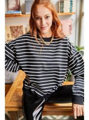 Olalook Bluza w kolorze czarnym rozmiar: L. Czarne bluzy bez kaptura damskie Olalook, l. Za 52.67 zł.
