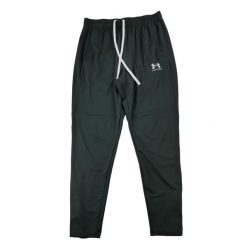 Second life - Spodnie dresowe męskie Under Armour - Stan bardzo dobry. Czarne spodnie sportowe męskie Under Armour, z dresówki. Za 106.46 zł.