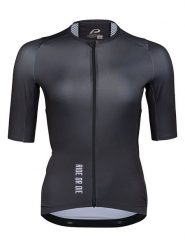 Protective Koszulka kolarska "Mystery" w kolorze czarnym rozmiar: 38. Czarne bluzki sportowe damskie Protective, bez wzorów, z materiału, bez ramiączek. Za 261.57 zł.
