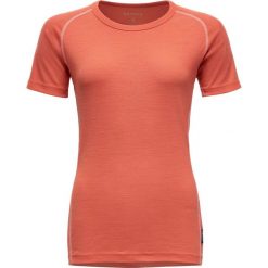 Koszulka termoaktywna damska Devold Lauparen Merino 190 Base Tee. Czerwone bielizna termoaktywna damska Devold, l, bez wzorów, z dzianiny. Za 269.49 zł.