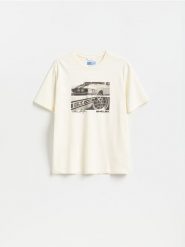 T-shirt Shelby - złamana biel. T-shirty męskie Reserved, l, bez wzorów, z bawełny, bez kołnierzyka. Za 79.99 zł.