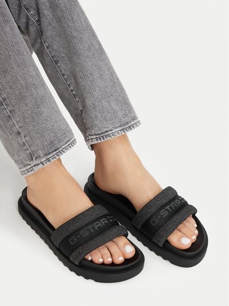 G-Star Raw Klapki CEO-COLSI Czarny. Czarne klapki damskie G-Star, bez wzorów, bez obcasa. Za 199.99 zł.