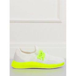 Buty sportowe biało-żółte B-6851 Yellow. Białe buty sportowe na co dzień damskie ButyModne, bez wzorów, z materiału, na fitness i siłownię. W wyprzedaży za 69.00 zł.
