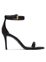 Versace Jeans Couture Sandały 80VA3S76 ZSS84 Czarny. Czarne sandały damskie Versace Jeans Couture, bez wzorów, z jeansu, bez obcasa, na szpilce. Za 969.99 zł.