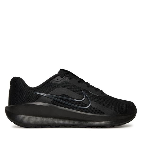 Buty do biegania Nike. Czarne obuwie do biegania damskie Nike, nike downshifter. Za 259.99 zł.