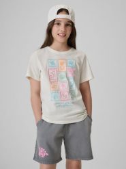 4F T-shirt regular z nadrukiem dziewczęcy - biały 140 (9-10 lat). Białe koszulki dziewczęce 4f, bez wzorów, z bawełny, bez ramiączek. Za 49.99 zł.