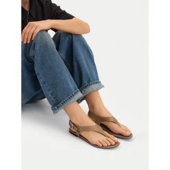 Sandały G-Star. Brązowe sandały damskie G-Star, bez wzorów, bez obcasa, na płaskiej podeszwie. Za 138.99 zł.