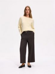 Spodnie culotte z dodatkiem wiskozy - ciemnobrązowy. Brązowe spodnie materiałowe damskie Reserved, bez wzorów, z tkaniny. Za 149.99 zł.