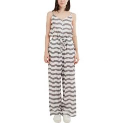 Kombinezon damski Fundango Alisha Jumpsuit. Czarne kombinezony damskie Fundango, xl, bez wzorów, z wiskozy, bez kołnierzyka, bez ramiączek. Za 219.00 zł.
