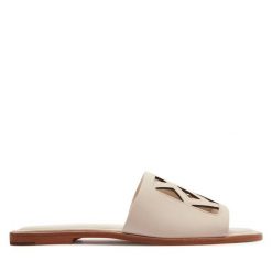 Klapki DKNY. Klapki damskie DKNY, bez wzorów, bez obcasa. Za 449.99 zł.