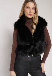 Czarna Kamizelka Futerko z Szerokim Kołnierzem i Kieszeniami Nettisa. Czarne kamizelki damskie Born2be, m, z dzianiny. Za 139.99 zł.