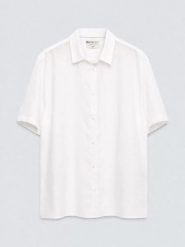 Lniana koszula męska z krótkim rękawem biała Linerso 101. Białe koszule męskie Big Star, l, bez wzorów, z tkaniny, bez kołnierzyka, bez ramiączek. Za 229.99 zł.