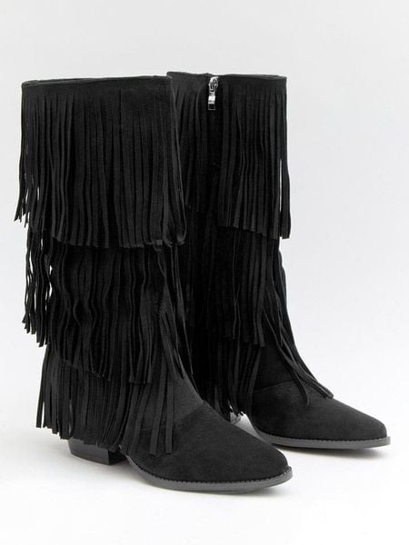 Bellucci Botki w kolorze czarnym na obcasie rozmiar: 38. Czarne botki damskie Bellucci, eleganckie, bez obcasa, na obcasie, bez zapięcia. Za 149.95 zł.