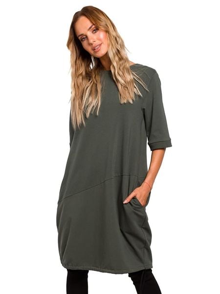 Made of emotion Sukienka w kolorze khaki rozmiar: M. Brązowe sukienki damskie Made Of Emotion, m, bez wzorów, bez kołnierzyka, bez ramiączek, mini. Za 196.24 zł.