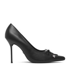 Szpilki Juicy Couture. Czarne szpilki Juicy Couture, bez wzorów, bez obcasa. Za 229.99 zł.