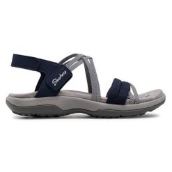 Sandały Skechers. Niebieskie sandały damskie Skechers, bez wzorów, bez obcasa, na płaskiej podeszwie. Za 219.99 zł.