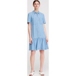 Denimowa sukienka z Tencelu™ - Niebieski. Niebieskie sukienki damskie Reserved, l, bez wzorów, bez kołnierzyka, bez ramiączek. W wyprzedaży za 59.99 zł.