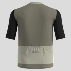 Koszulka kolarska Odlo Essential Heritage Print T-Shirt S/U Collar S/S Full Zip. Białe t-shirty męskie Odlo, s, bez wzorów, bez kołnierzyka. Za 287.99 zł.