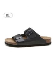 Teegu Klapki w kolorze czarnym rozmiar: 36. Czarne klapki damskie teegu, bez wzorów, bez obcasa. Za 121.99 zł.