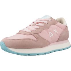 Tenisówki Sun68 Model Ally Solid Nylon Kolor Rose. Czerwone trampki i tenisówki damskie SUN68, bez wzorów, z nylonu. Za 379.35 zł.