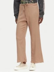 Roxy Spodnie materiałowe Nazare Surf Spot ERJX603457 Brązowy Regular Fit. Brązowe spodnie materiałowe damskie Roxy, bez wzorów, z bawełny. Za 299.99 zł.