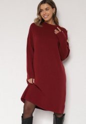 Bordowa Sweterkowa Sukienka Pudełkowa Ozdobiona z Boku Guzikami Tustina. Czerwone sukienki damskie Born2be, na co dzień, bez wzorów, z dzianiny, eleganckie, bez kołnierzyka, bez ramiączek, proste. Za 109.99 zł.