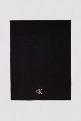 CALVIN KLEIN Czarny damski szalik z różowym logo. Czarne szaliki i kominy damskie CALVIN KLEIN, bez wzorów. W wyprzedaży za 169.99 zł.